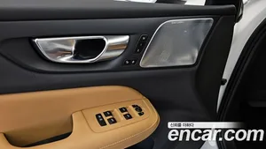 Volvo S60, 2023 — миниатюра 33