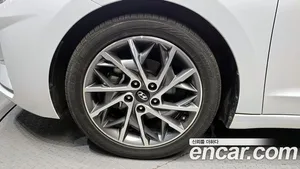 Hyundai Avante, 2019 — миниатюра 5