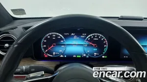 Mercedes-Benz E-Class, 2023 — миниатюра 8