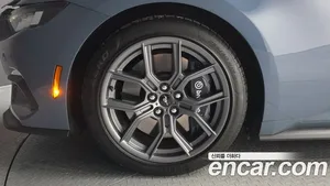 Ford Mustang, 2023 — миниатюра 5