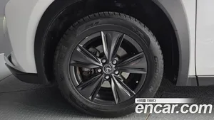 Lexus UX, 2020 — миниатюра 5