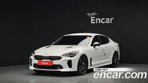 Kia Stinger, 2023 — миниатюра 1