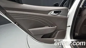 Kia Stinger, 2023 — миниатюра 15