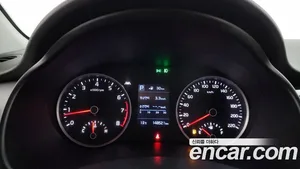Kia Stonic, 2019 — миниатюра 11
