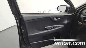 Kia Stonic, 2019 — миниатюра 14