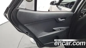 Kia Stonic, 2019 — миниатюра 15