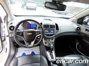 Chevrolet Aveo, 2015 — миниатюра 7