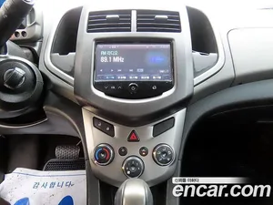 Chevrolet Aveo, 2015 — миниатюра 12
