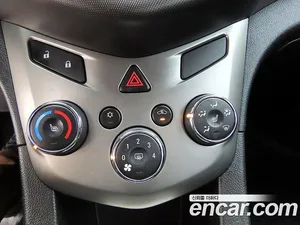 Chevrolet Aveo, 2015 — миниатюра 14