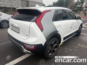 Kia Niro, 2022 — миниатюра 3