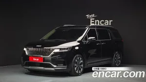 Kia Carnival, 2023 — миниатюра 1