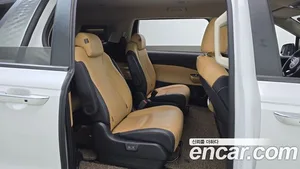 Kia Carnival, 2023 — миниатюра 17