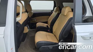 Kia Carnival, 2023 — миниатюра 18