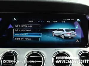 Mercedes-Benz E-Class, 2021 — миниатюра 17