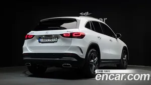 Mercedes-Benz GLA-Class, 2022 — миниатюра 2