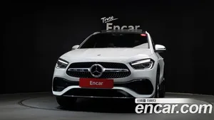 Mercedes-Benz GLA-Class, 2022 — миниатюра 3