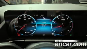 Mercedes-Benz GLA-Class, 2022 — миниатюра 11