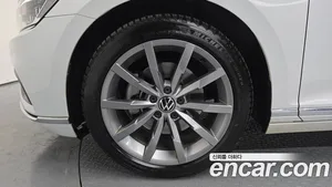 Volkswagen Passat, 2022 — миниатюра 5
