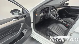 Volkswagen Passat, 2022 — миниатюра 13