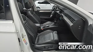 Volkswagen Passat, 2022 — миниатюра 17
