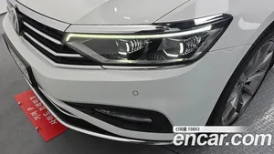 Volkswagen Passat, 2022 — миниатюра 8