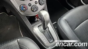 Chevrolet Aveo, 2017 — миниатюра 12