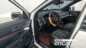 Ford Explorer, 2017 — миниатюра 13