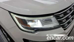 Ford Explorer, 2017 — миниатюра 8