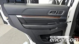 Ford Explorer, 2017 — миниатюра 15