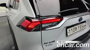 Toyota RAV4, 2024 — миниатюра 8