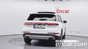 Lincoln Corsair, 2022 — миниатюра 4