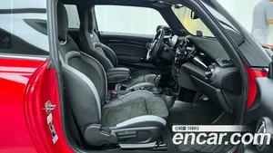 Mini Cooper, 2023 — миниатюра 11