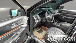 Ford Explorer, 2016 — миниатюра 12
