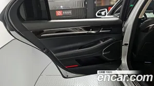 Genesis G90, 2019 — миниатюра 15