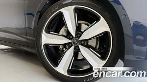 Audi A6, 2022 — миниатюра 12