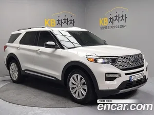 Ford Explorer, 2022 — миниатюра 3