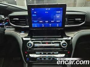 Ford Explorer, 2022 — миниатюра 12