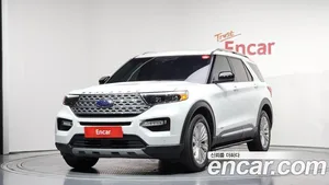 Ford Explorer, 2022 — миниатюра 1
