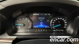 Ford Explorer, 2022 — миниатюра 11