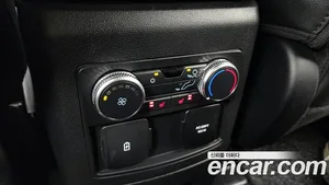 Ford Explorer, 2022 — миниатюра 25
