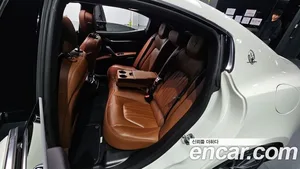 Maserati Ghibli, 2020 — миниатюра 11