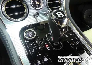Bentley Continental, 2018 — миниатюра 8