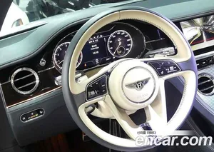 Bentley Continental, 2018 — миниатюра 9