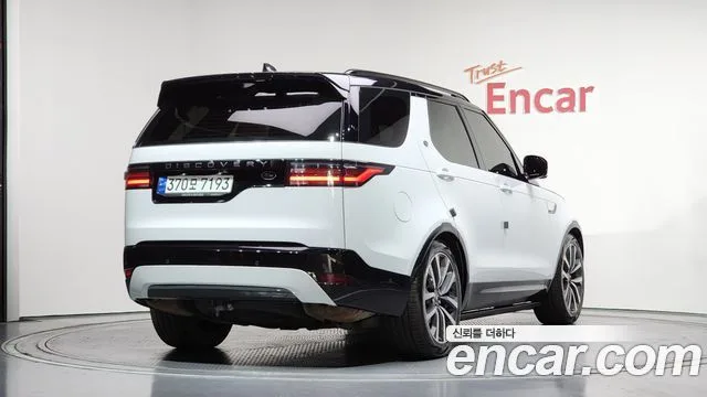 Land Rover Discovery, 2023 — фото автомобиля из Кореи