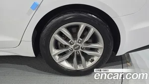 Genesis G70, 2019 — миниатюра 7