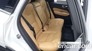 Volvo XC60, 2022 — миниатюра 12