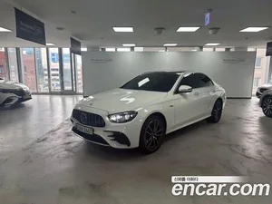 Mercedes-Benz E-Class, 2022 — миниатюра 1