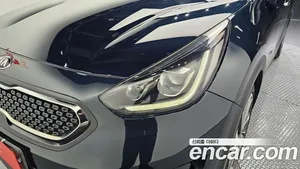 Kia Niro, 2018 — миниатюра 8