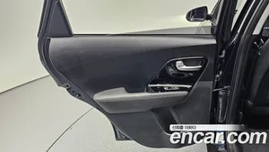 Kia Niro, 2018 — миниатюра 15
