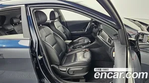 Kia Niro, 2018 — миниатюра 16